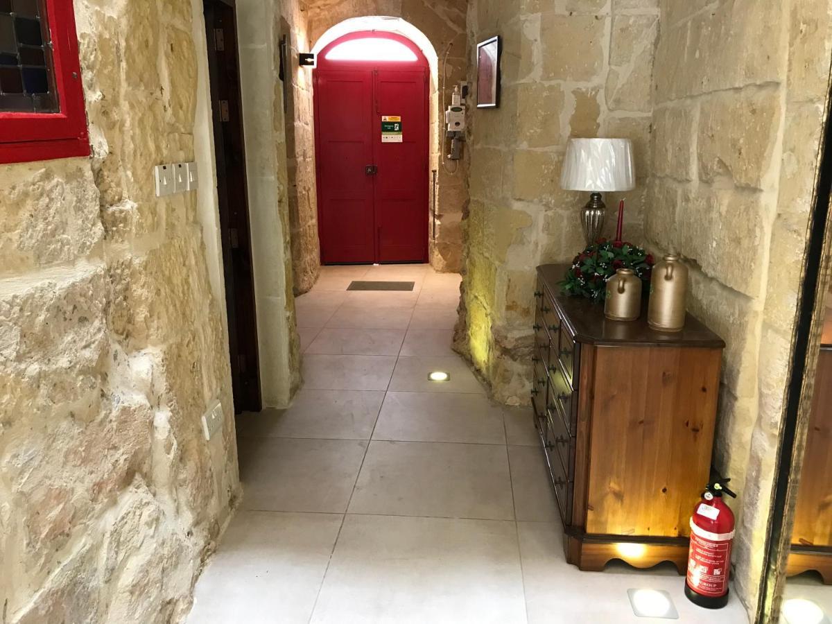 The Cloisters Bed And Breakfast Xagħra Exteriör bild