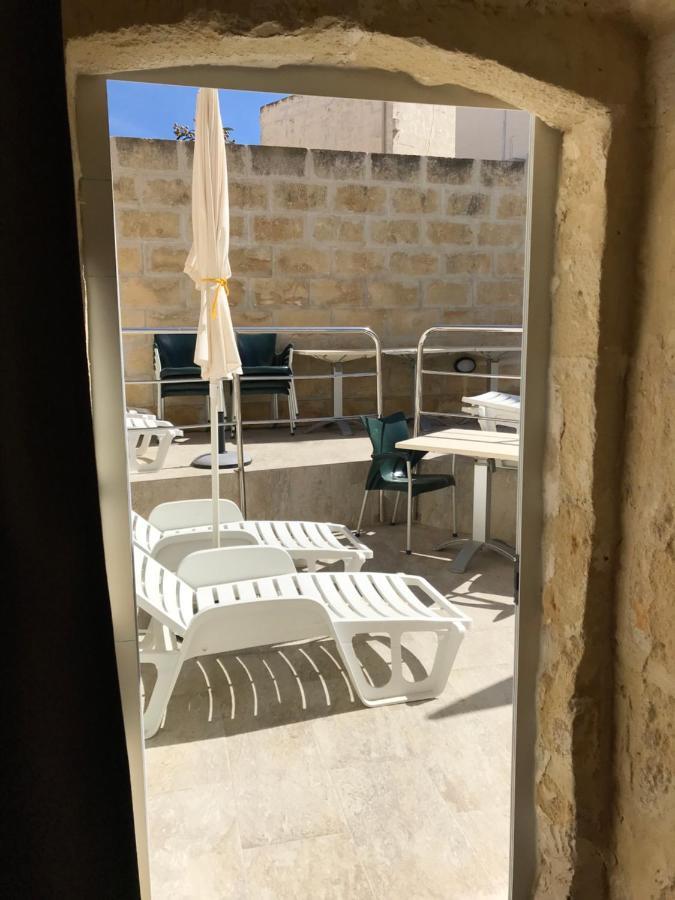 The Cloisters Bed And Breakfast Xagħra Exteriör bild