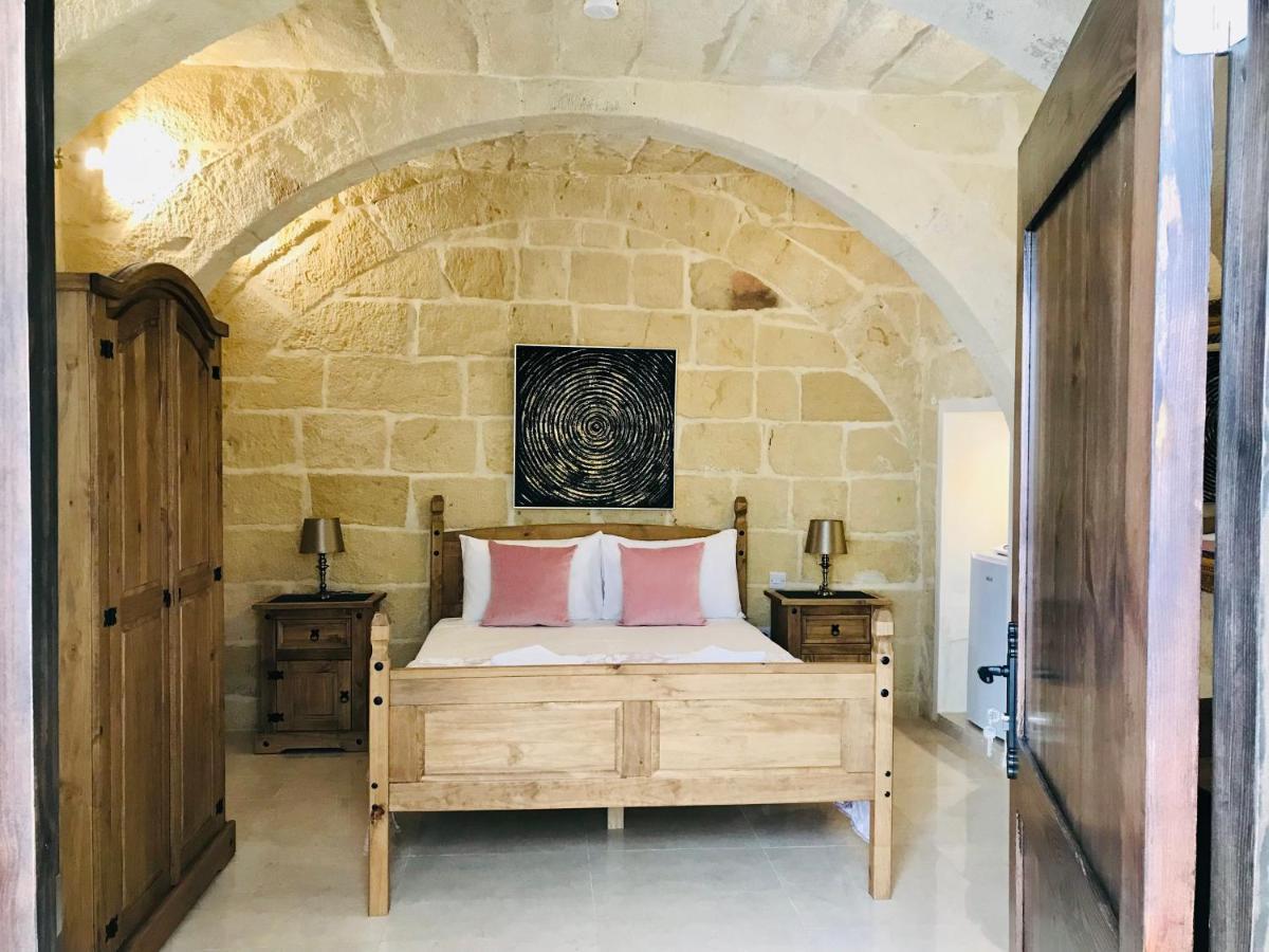 The Cloisters Bed And Breakfast Xagħra Exteriör bild